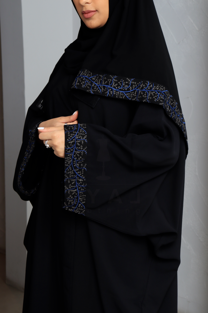 Abaya A37