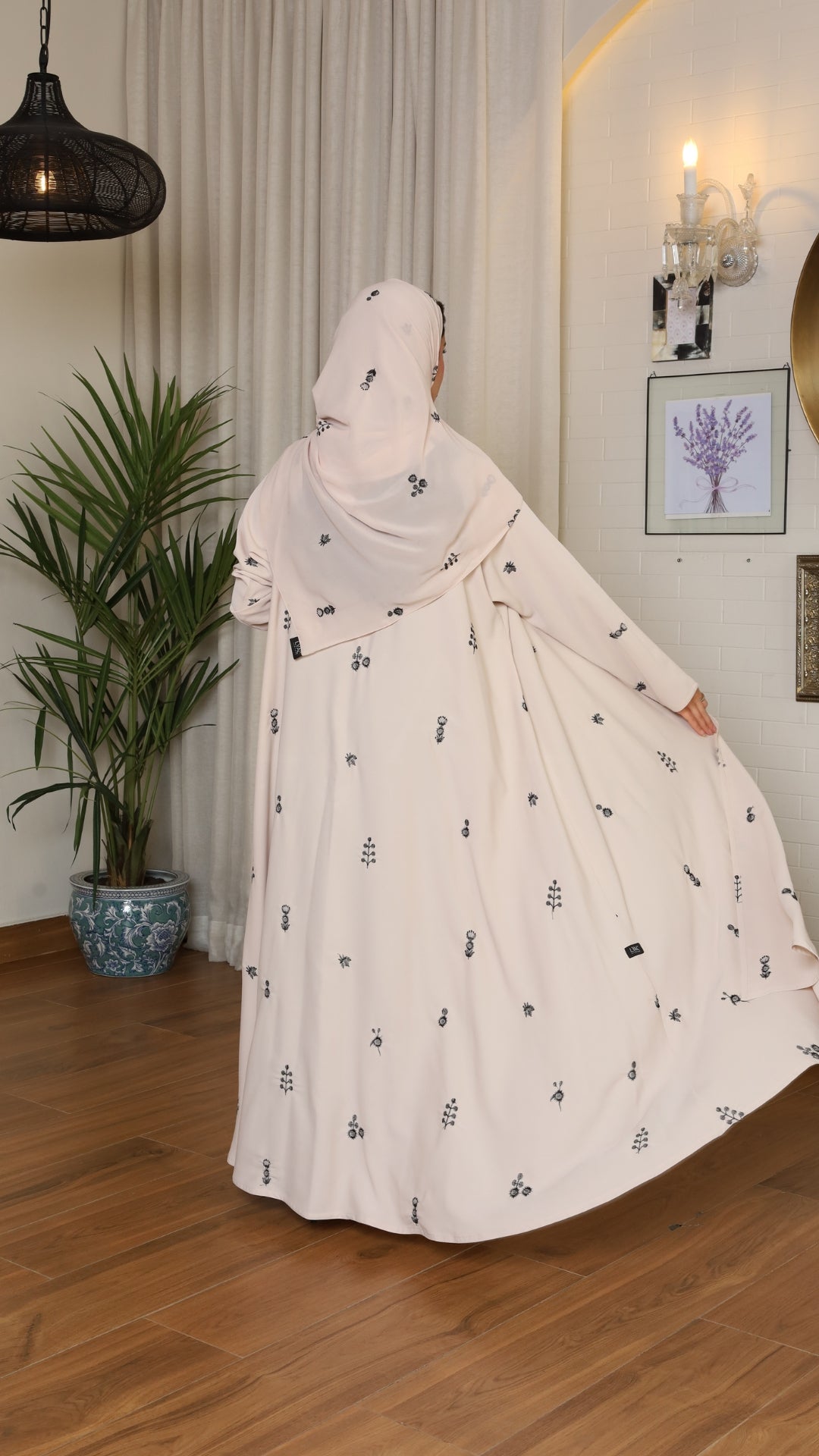 Abaya S305