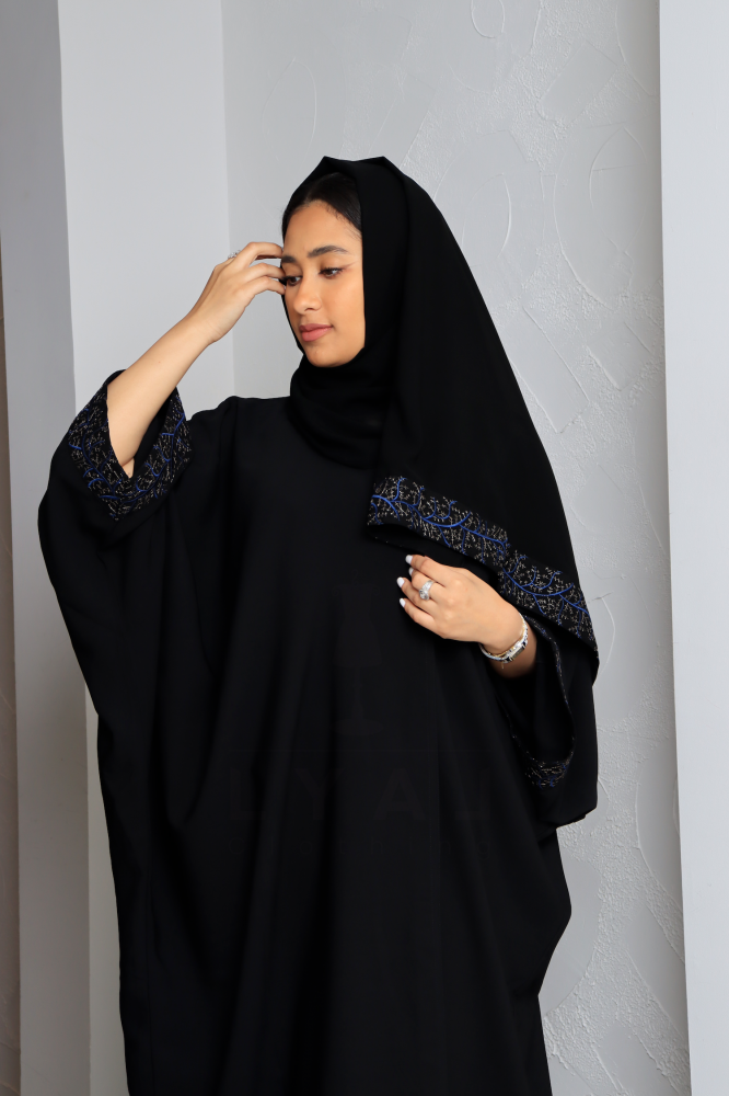Abaya A37