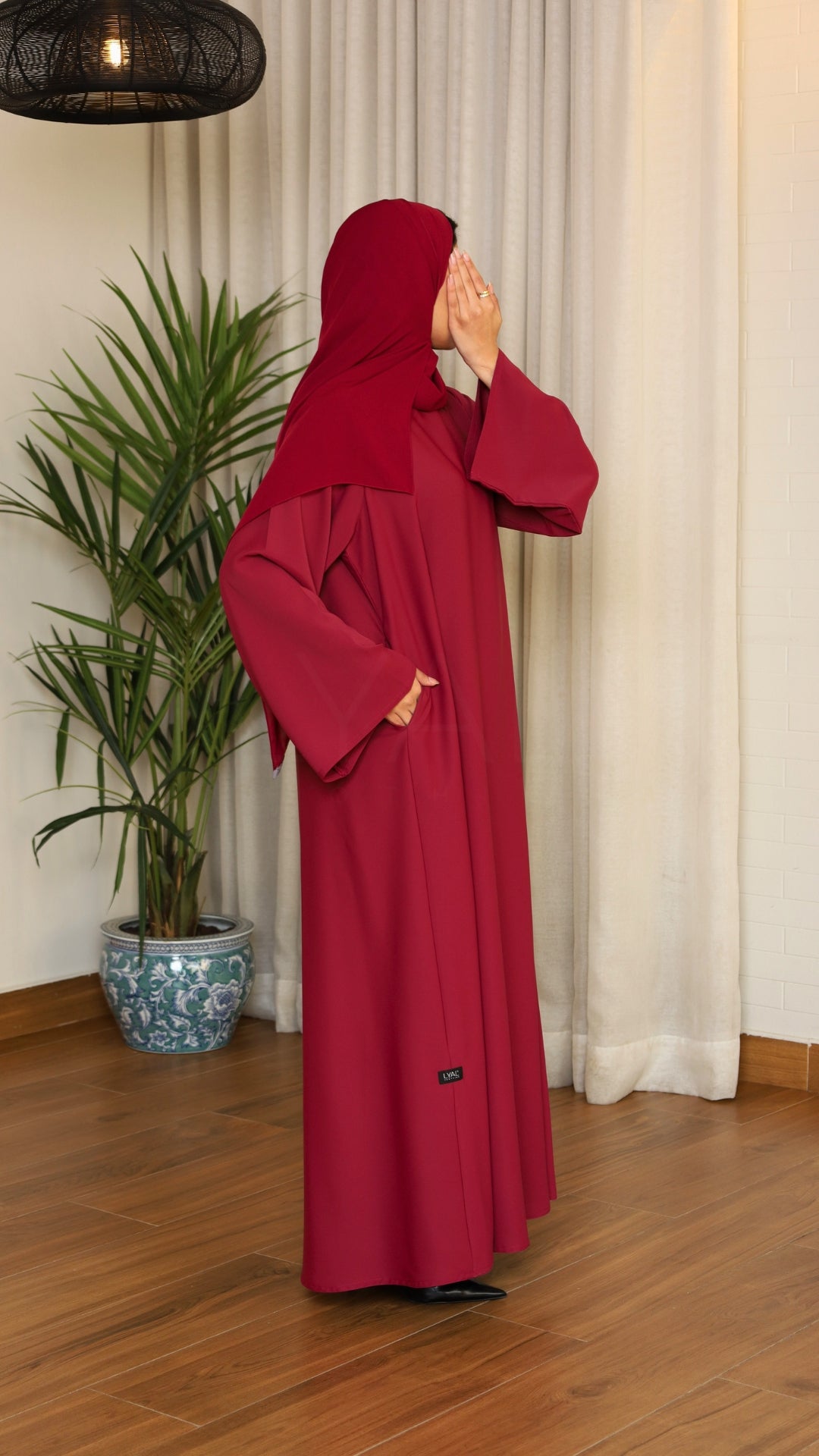 Abaya S301