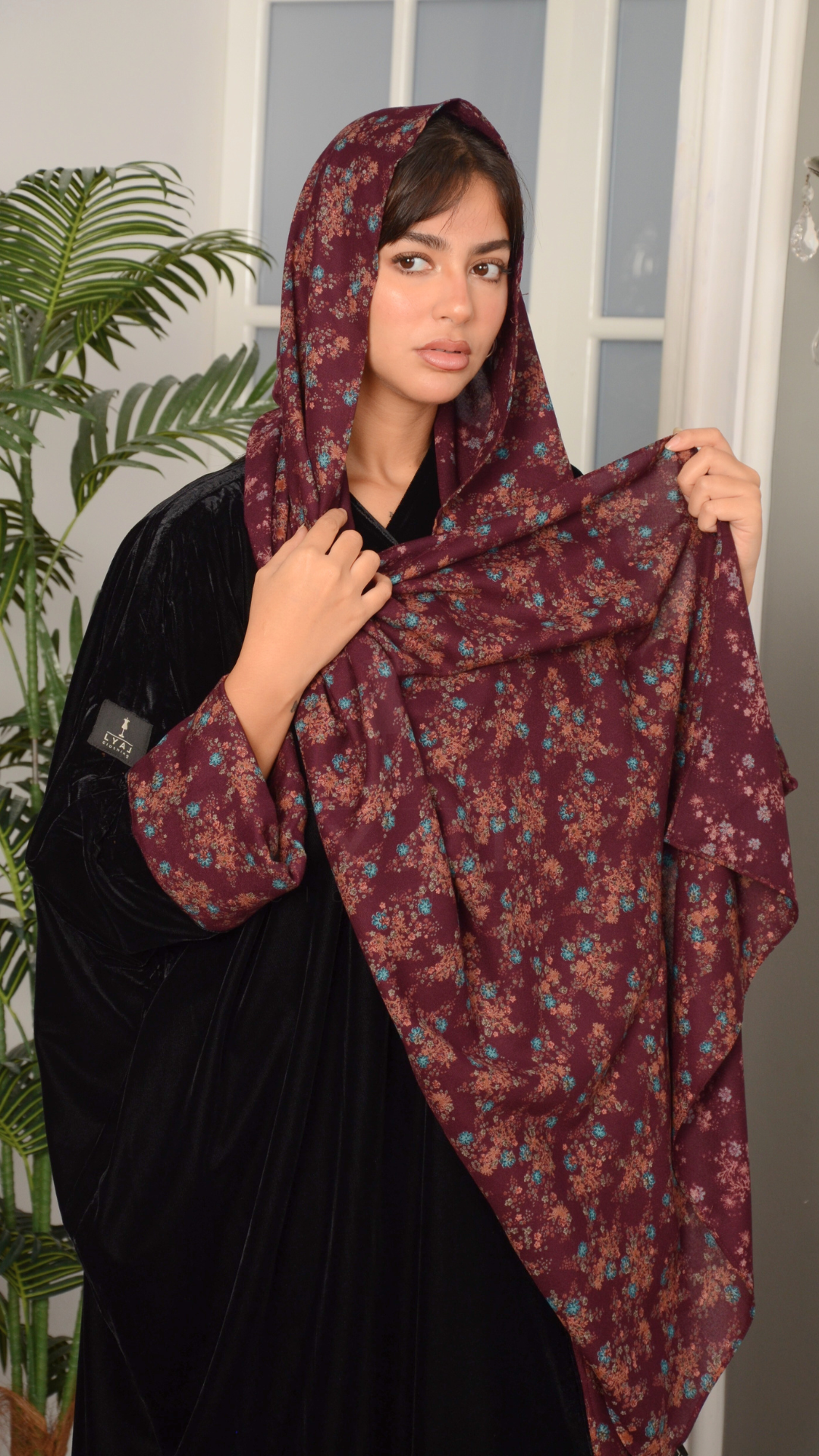 Abaya S216