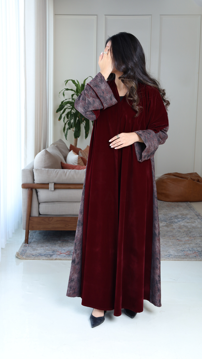Abaya S270