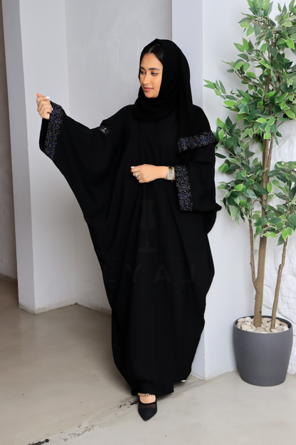 Abaya A37